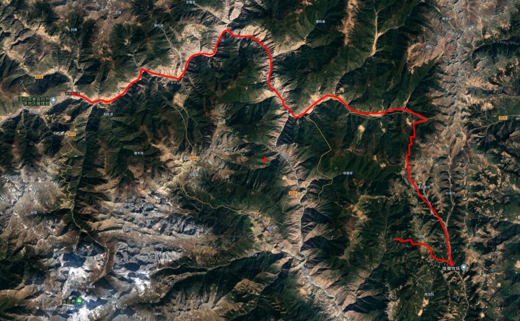 玛娜茶金-泸亚线上三神山最佳观景平台